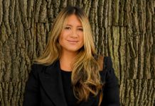 Elizabeth Velásquez cuenta historias y noticias a través de su cámara
